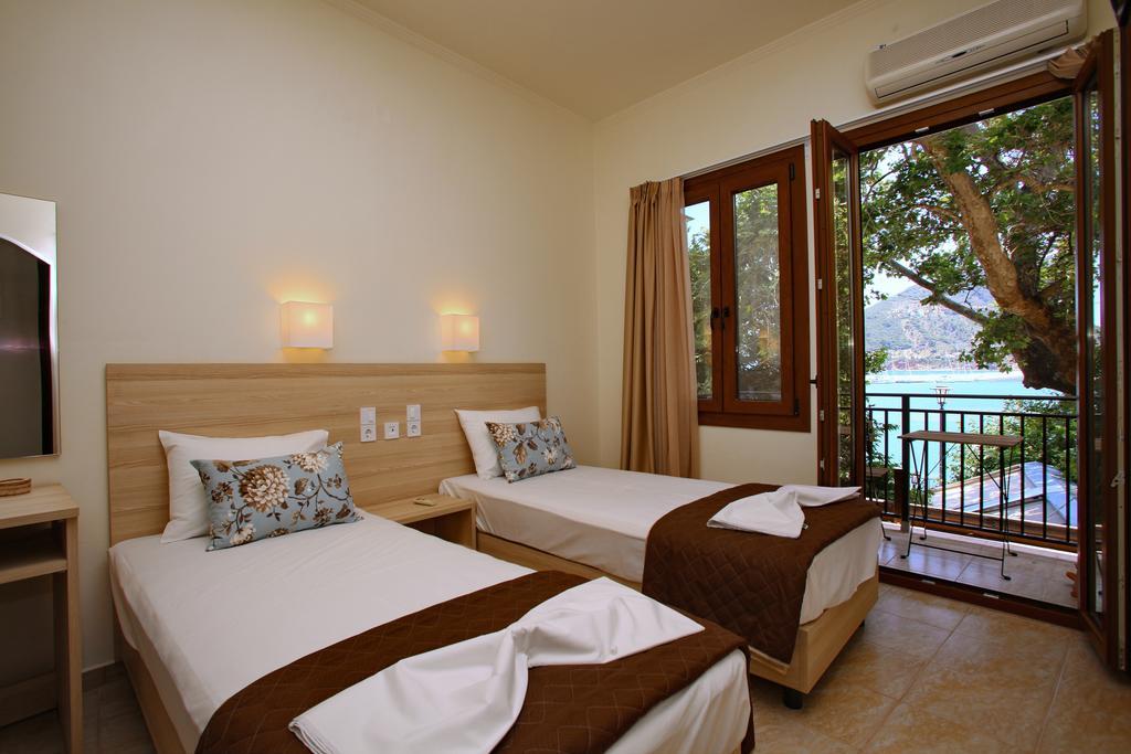 Aktaion Guest Rooms Skopelos Town Phòng bức ảnh