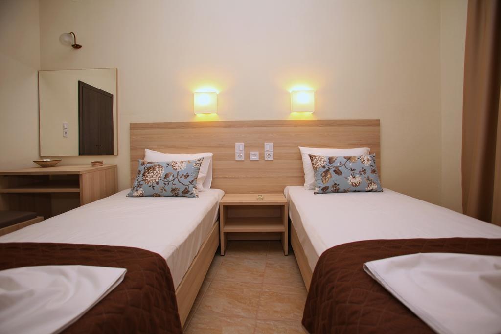 Aktaion Guest Rooms Skopelos Town Phòng bức ảnh